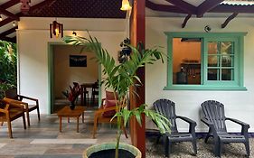 Geckoes Lodge