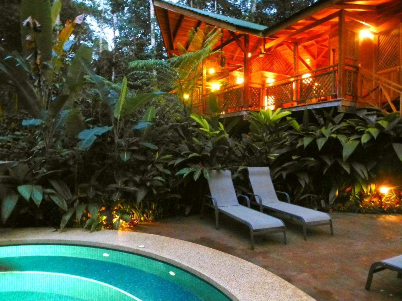 Geckoes Lodge Cocles Exterior photo